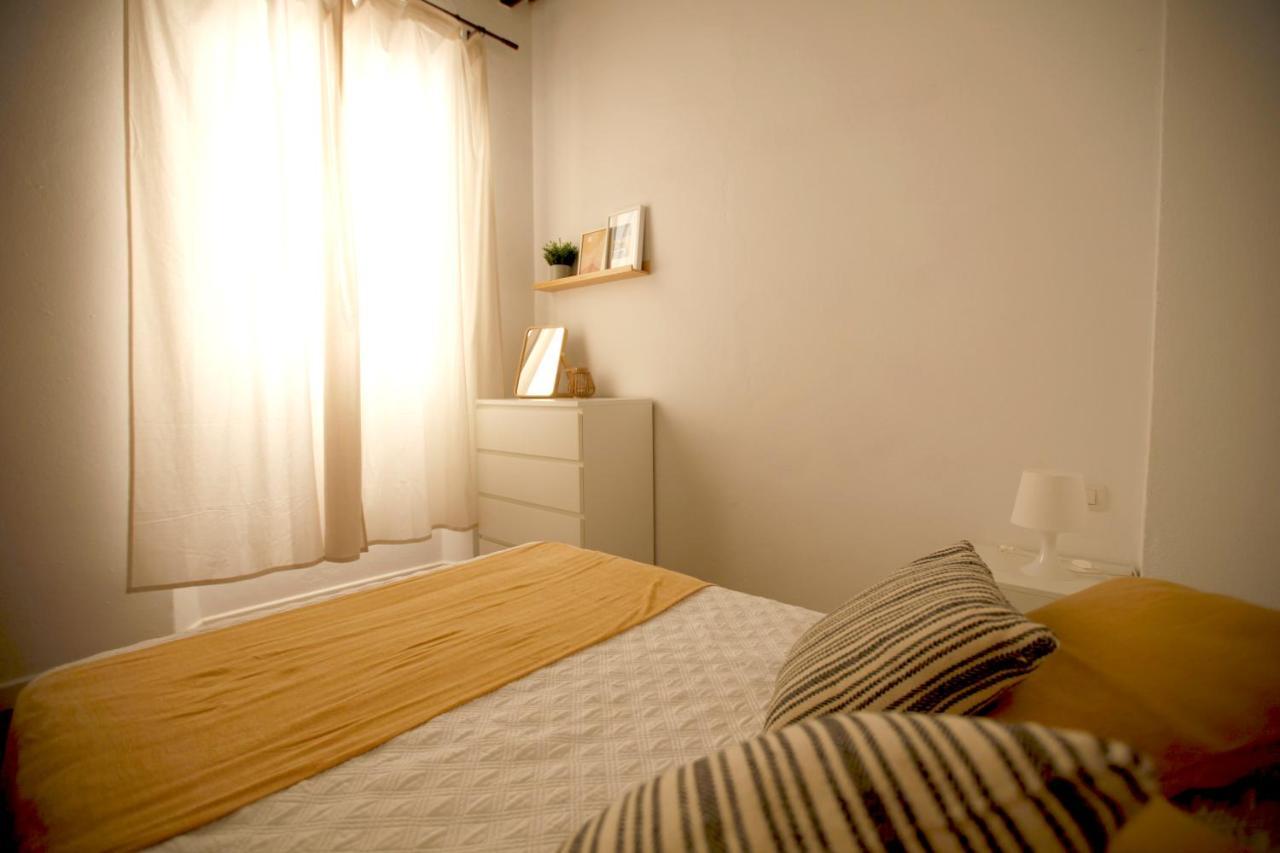 Rustic & Nice Apartment In Malaga Center エクステリア 写真