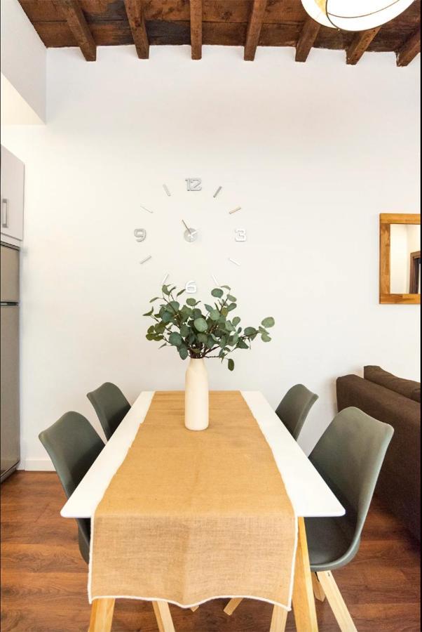 Rustic & Nice Apartment In Malaga Center エクステリア 写真