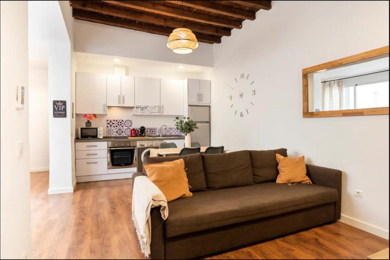 Rustic & Nice Apartment In Malaga Center エクステリア 写真