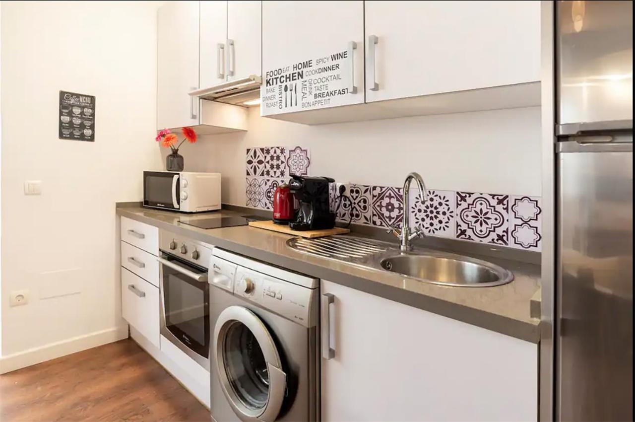 Rustic & Nice Apartment In Malaga Center エクステリア 写真