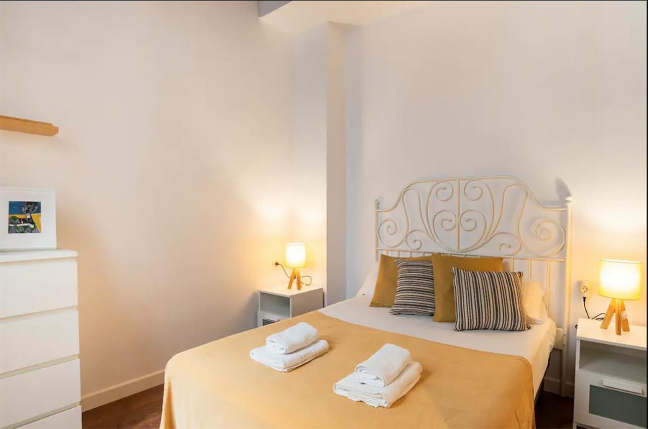 Rustic & Nice Apartment In Malaga Center エクステリア 写真