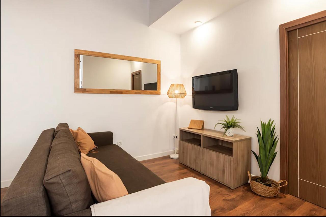 Rustic & Nice Apartment In Malaga Center エクステリア 写真