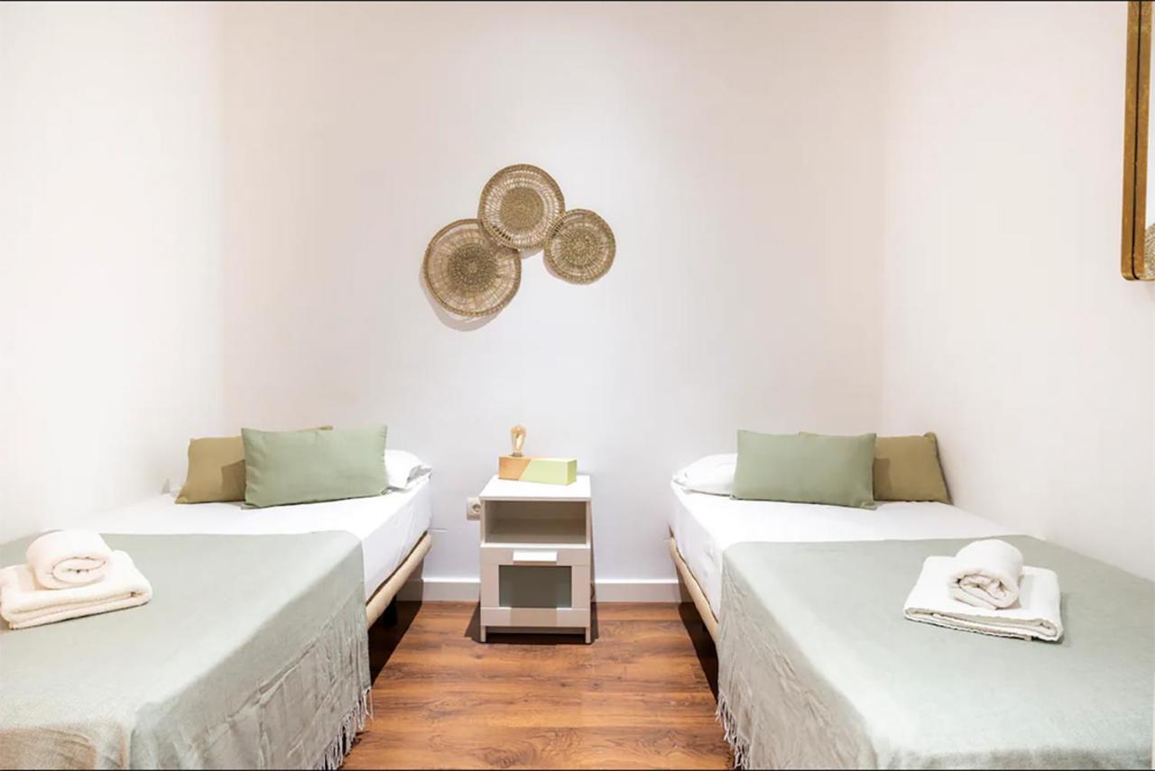 Rustic & Nice Apartment In Malaga Center エクステリア 写真