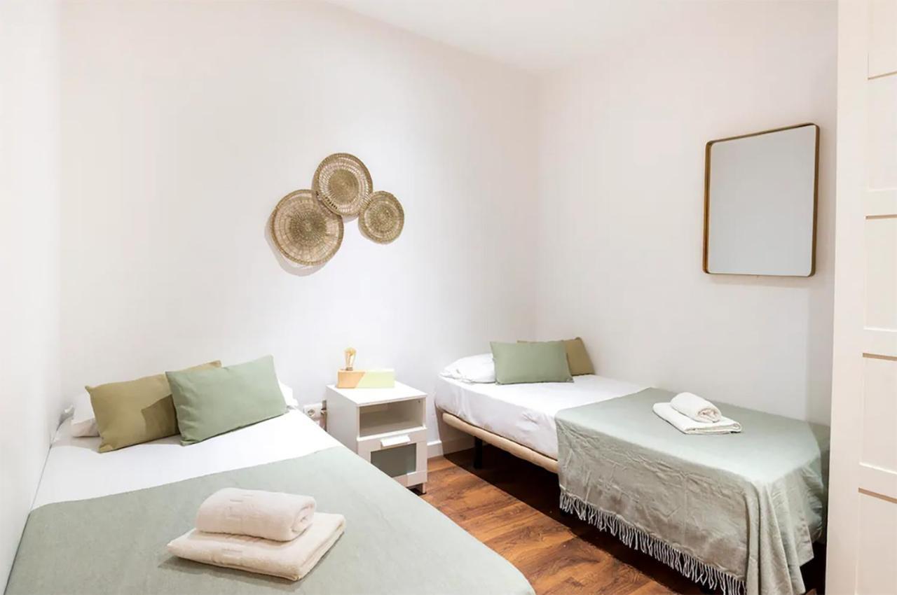 Rustic & Nice Apartment In Malaga Center エクステリア 写真