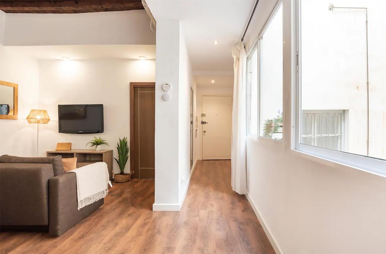 Rustic & Nice Apartment In Malaga Center エクステリア 写真